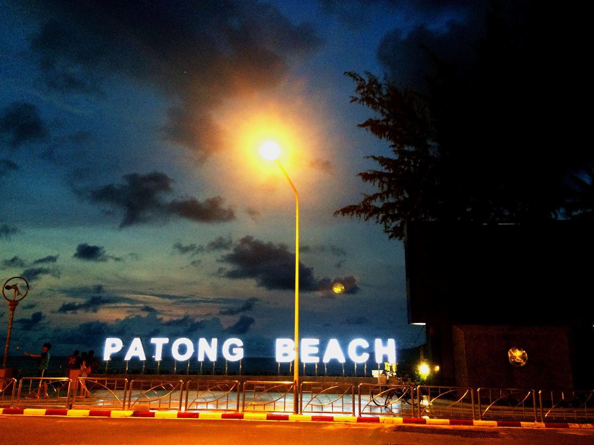Goldsea Beach Patong Bagian luar foto