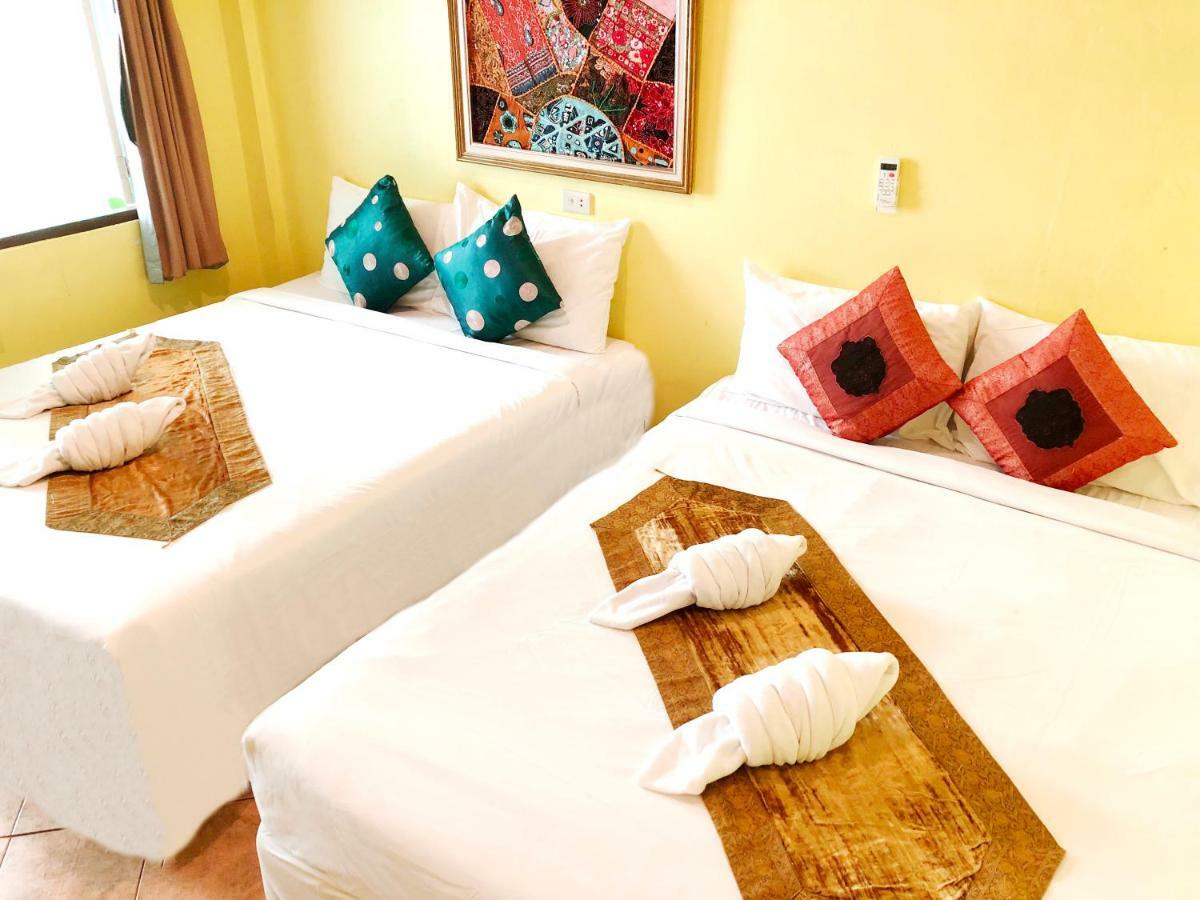 Goldsea Beach Patong Bagian luar foto